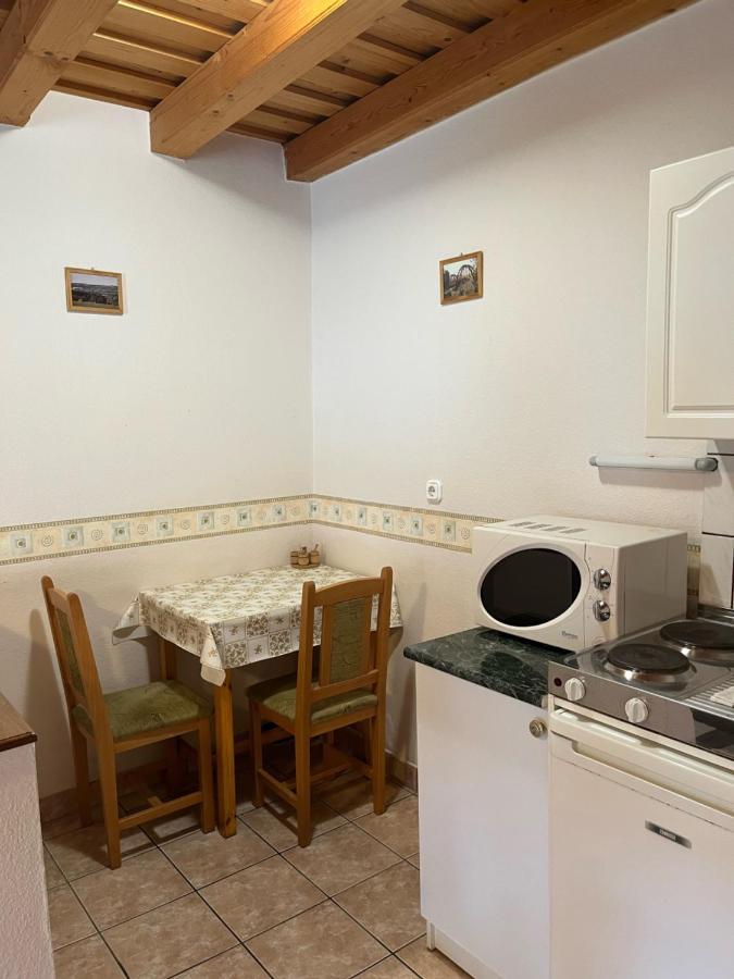 Ibolya Vendeghaz Apartment Kehidakustany Exterior photo